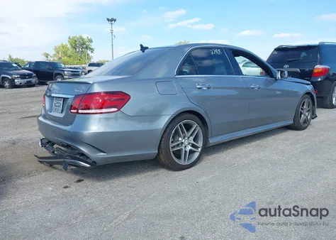 2015 Mercedes-Benz E 350 4Matic z USA, uszkodzony, nr VIN WDDHF8JBXFB133335